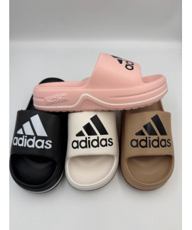 Жіночі шльопанці Adidas