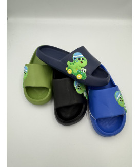 Хлопчачі шльопанці