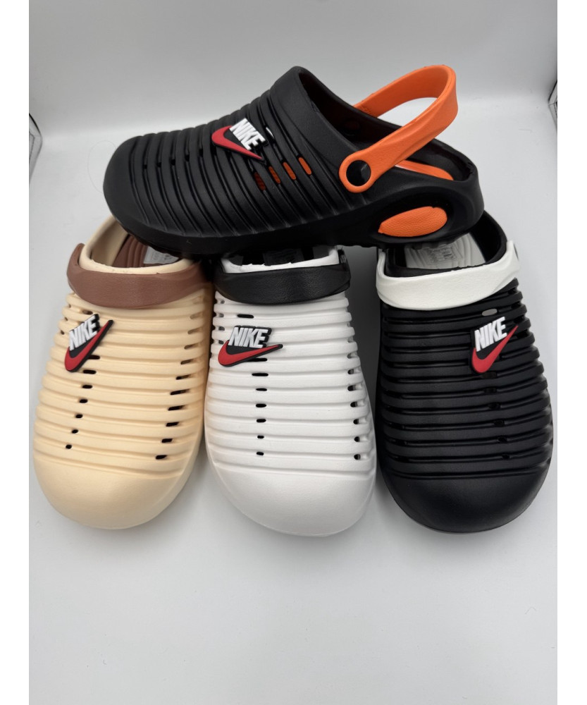 Чоловічі крокси Nike