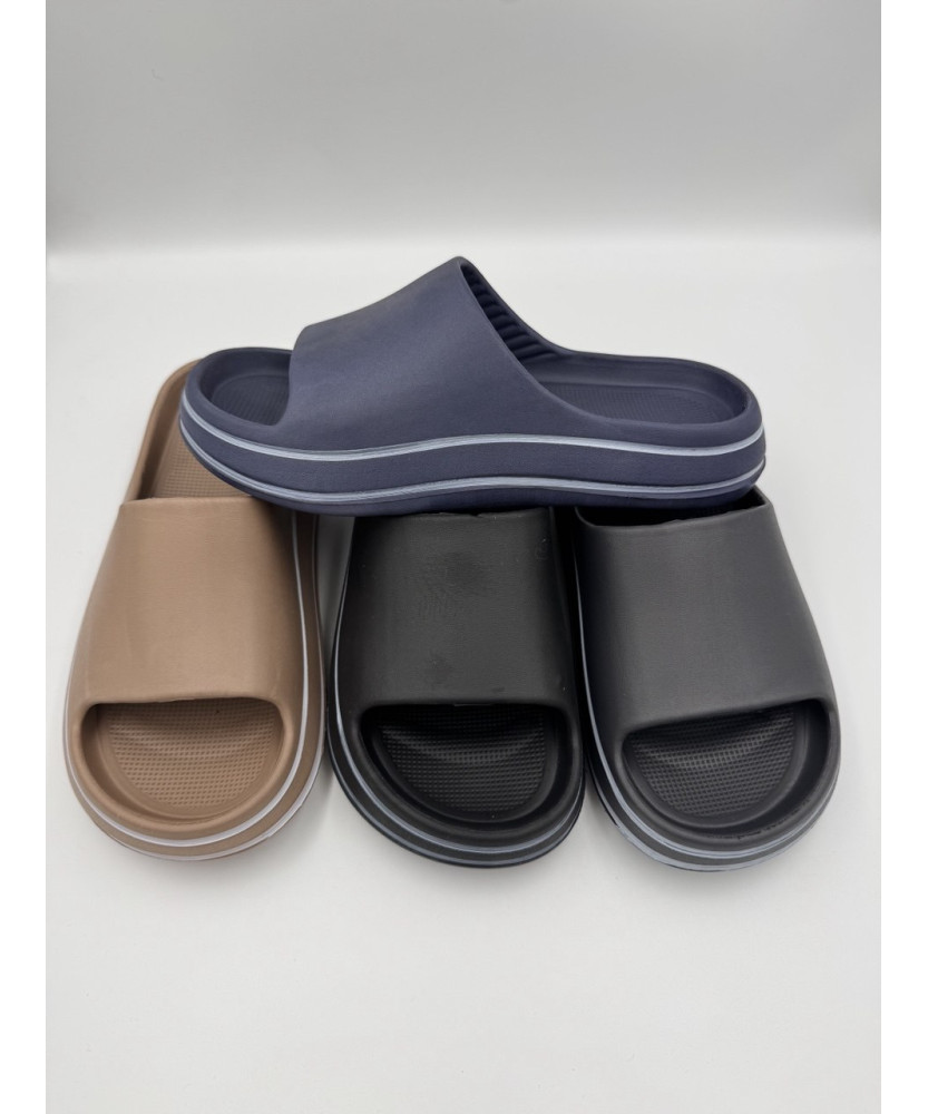 Шльопанці однотонні 